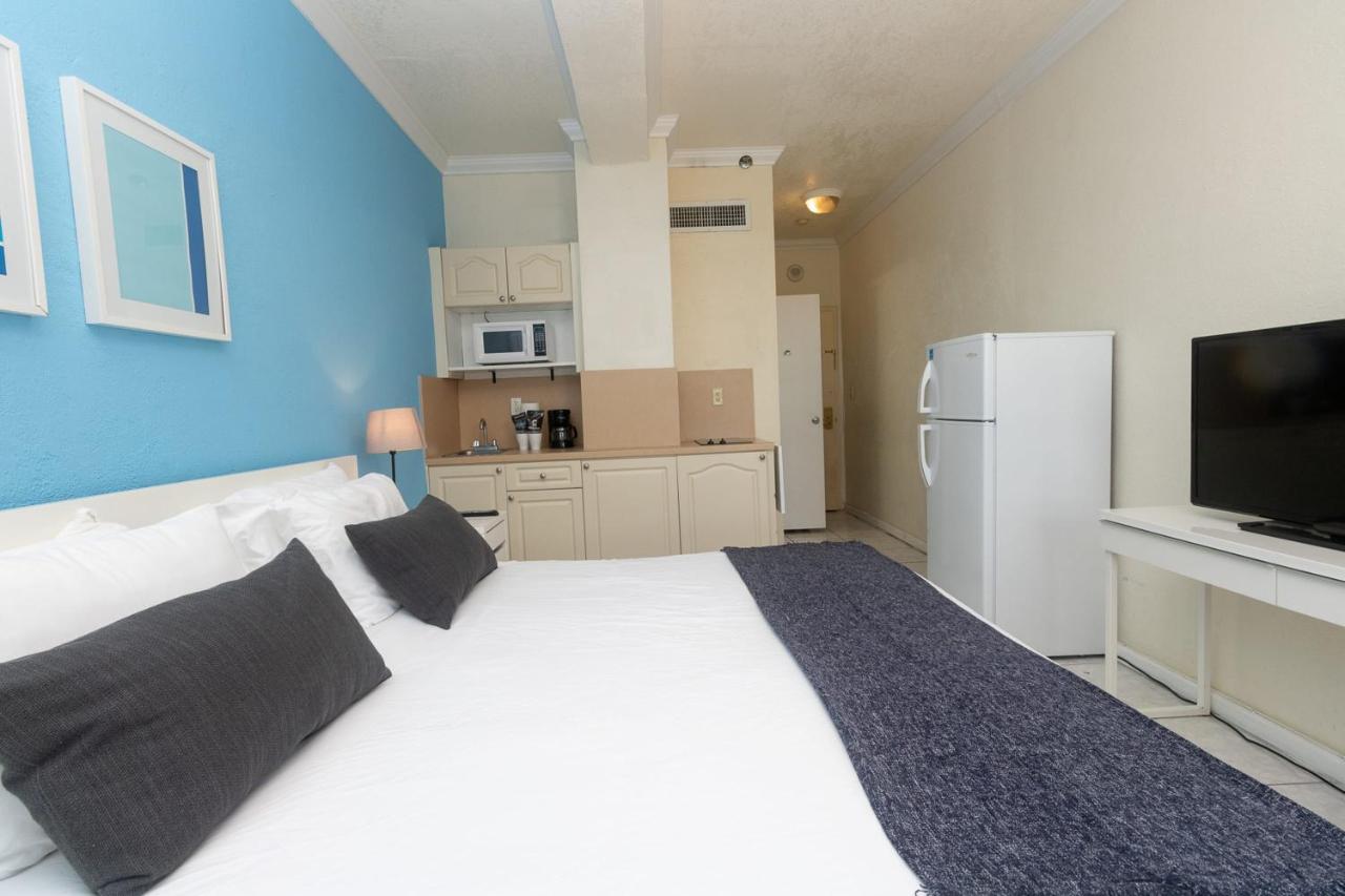 433 Studio Hollywood Beach Dania Beach Bagian luar foto