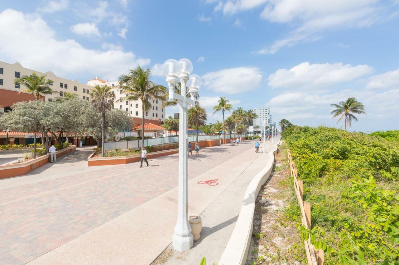 433 Studio Hollywood Beach Dania Beach Bagian luar foto
